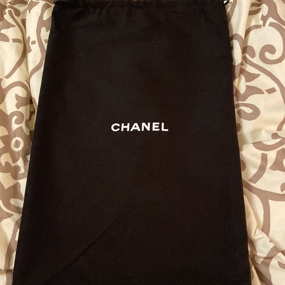 Authentic Chanel Clutch - Picture 5 of 11